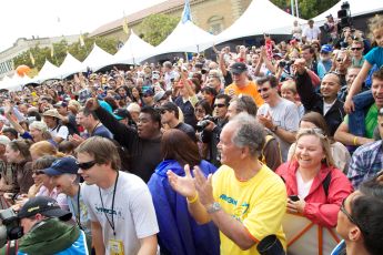 Image of people clapping